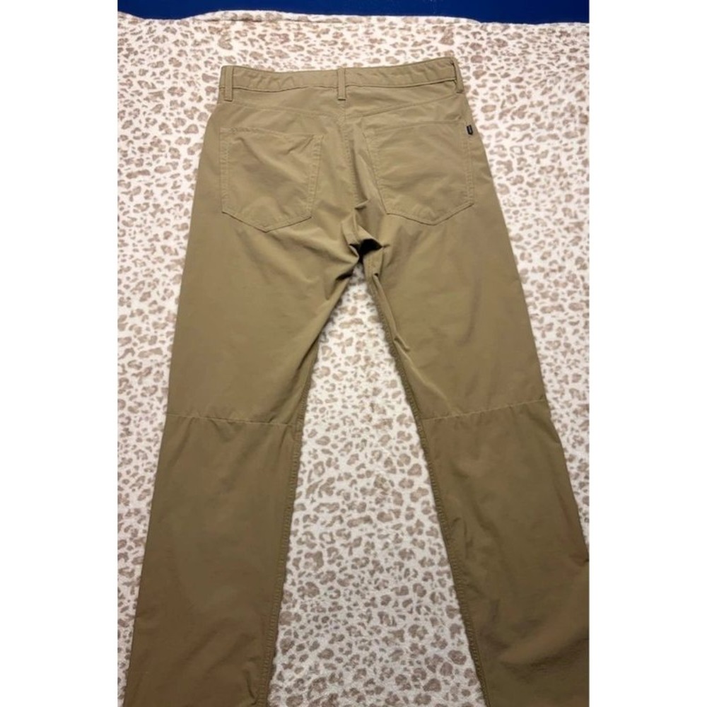 Dockers Men's Khaki Chino Pants – Slim/Straight Fit, Beige Tan - Picture 2 of 9
